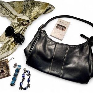 Kenneth Cole leather bag accessory bundle 💚
